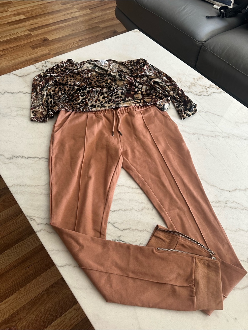 Women's Rust Zip-Hem Drawstring Joggers
